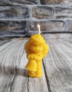 Świeczka z wosku pszczelego aniołek z dzwonkiem